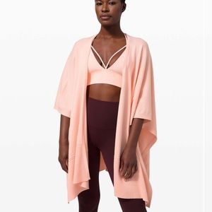 Lululemon Key to Warmth Wrap